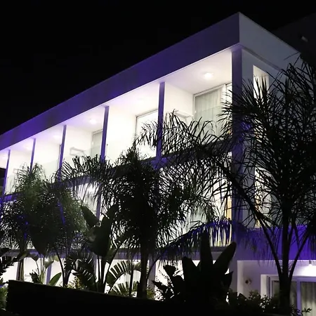 Joy Apts 4*