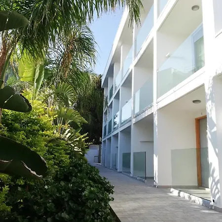 شقة فندقية Joy Apts *