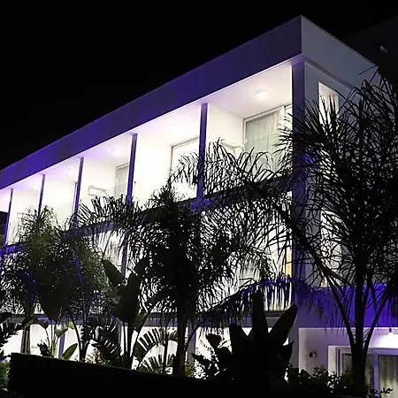 Joy Apts Aparthotel 4*