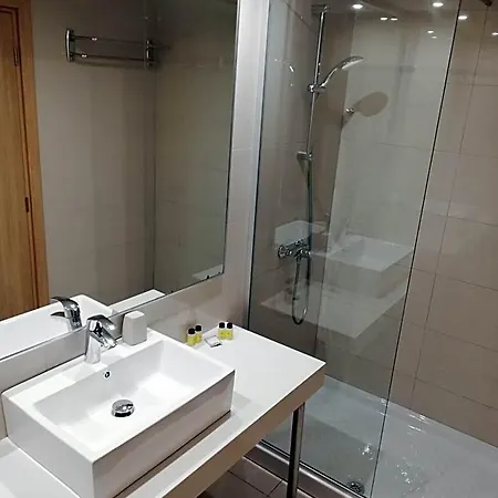 Joy Apts 公寓式酒店 4*